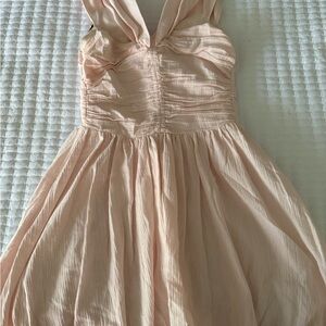 Elegant Peach Sleeveless Dress